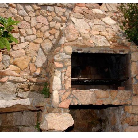 Casa Vacanze A Pochi Passi Dal Mare La Maddalena  Zewnętrze zdjęcie